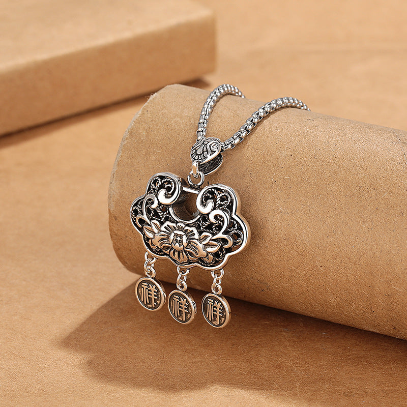 China-Chic Vintage Filigree Hollow out Safety Buckle Long Life Lock Pendant Necklace